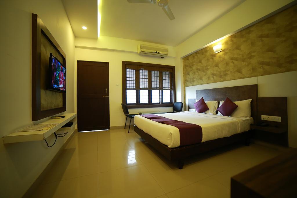 Qik Stay @ S.K. Continental Mysore Exterior photo