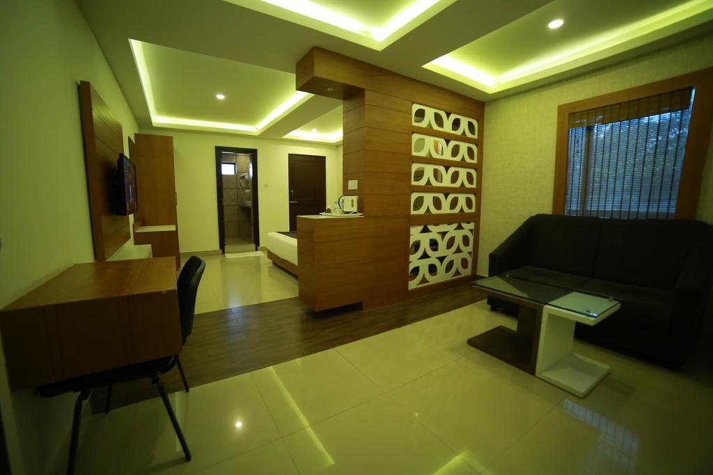 Qik Stay @ S.K. Continental Mysore Exterior photo